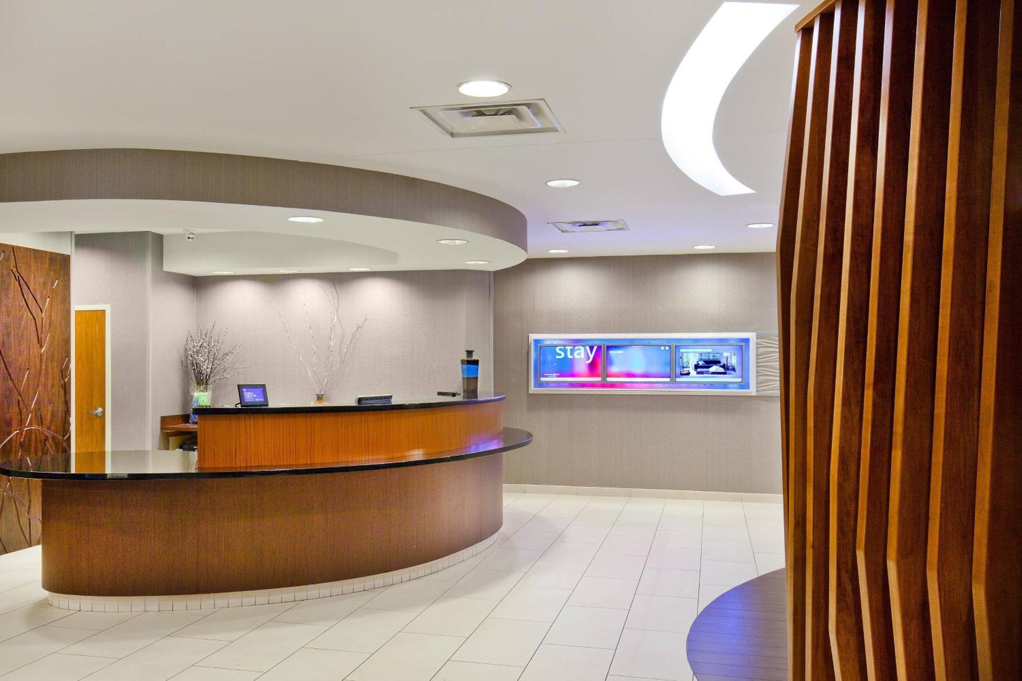 Springhill Suites Chesapeake Greenbrier מראה חיצוני תמונה